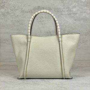 LORISTELLA ISABEL LATTE