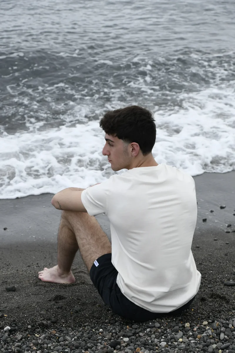 T-Shirt Made in Italy color Burro a Manica Corta con Iniziali o Senza! - immagine 4